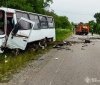 ДТП поблизу Вендичан: рятувальники визволили водія з понівеченого авто